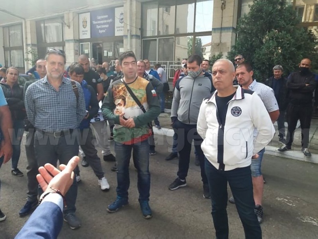 Протестиращите рибари изпращат писмо до министър Танева