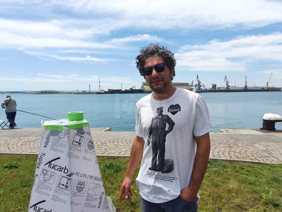 Красен Троански, скулптор: На Бургас му отива един морски символ