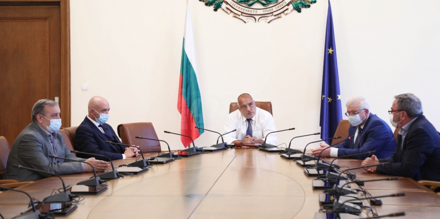  Борисов проведе работно заседание с НОЩ и министъра на здравеопазването