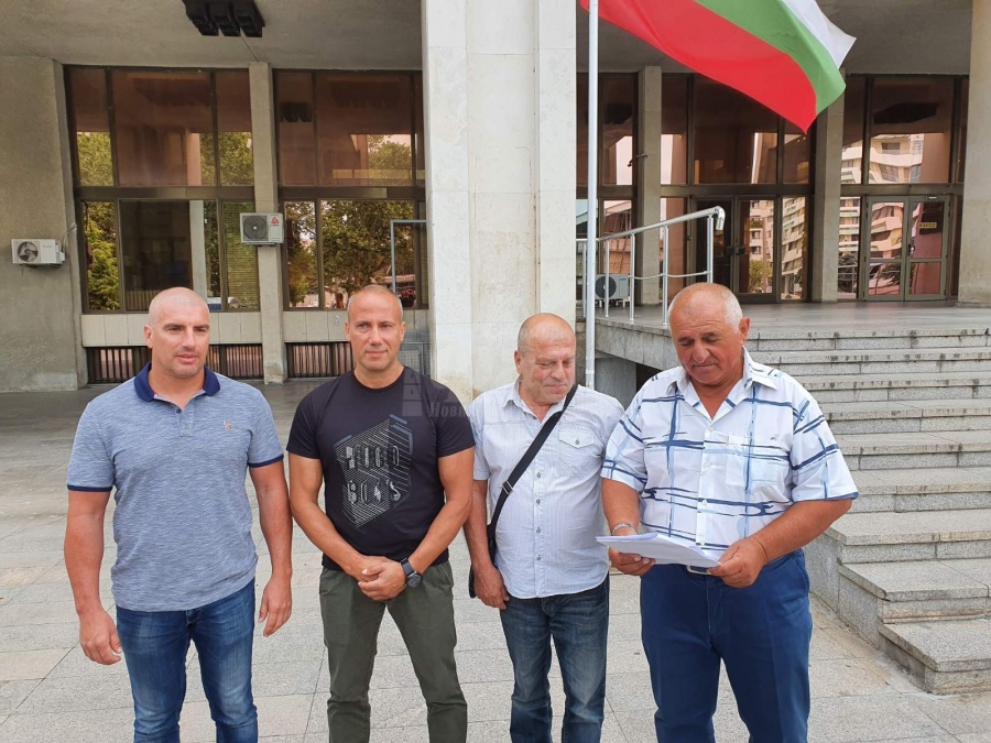 Българските граничари за издирването от Интерпол: Очевидно сме терористи