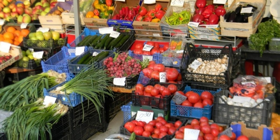 Санкционираха 14 търговци на пресни плодове и зеленчуци 