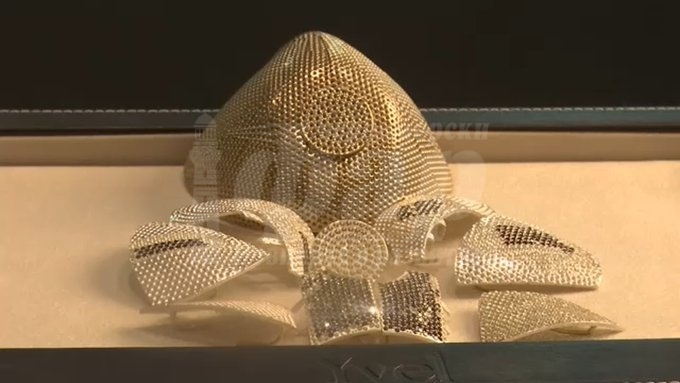 Израелски бижутер изработва предпазна маска от злато за $1,5 милиона