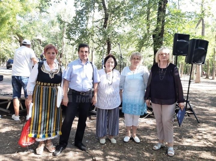 Живко Господинов присъства на традиционния събор-надпяване „Бургаски славеи“