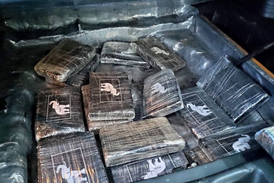 Контрабанда на кокаин за 5 млн. лева спряха на границата