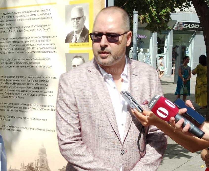 Димитър Николов, издател на „Черноморски фар“: Това е празник за четящата общност на Бургас