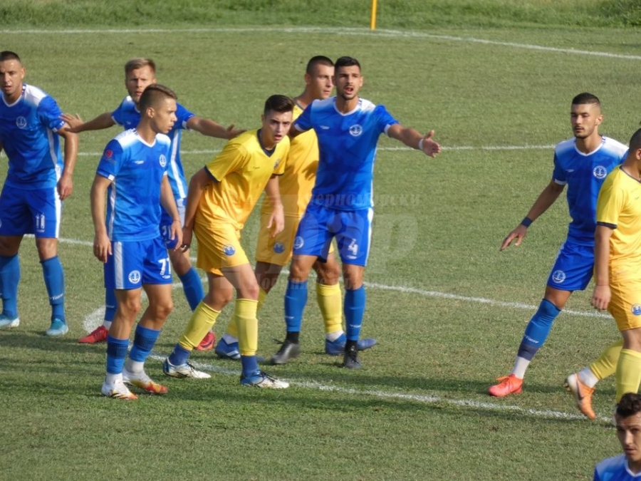 Черноморец спечели като гост дербито с Марица