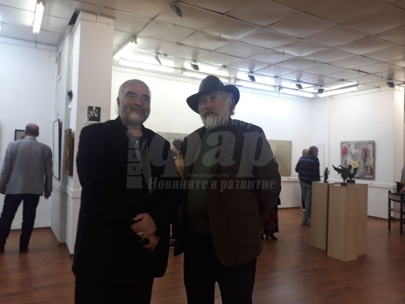 След 10 години! Дубъл на изложба правят проф. Димитър Рашков и Климент Атанасов в Бургас