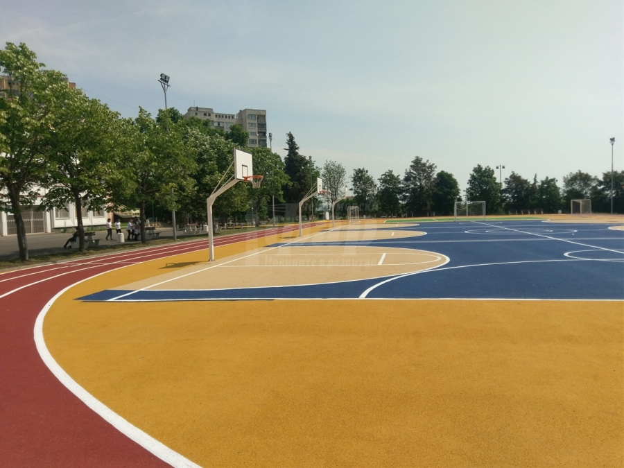Кметът предлага нова програма за реновиране на детските и спортни площадки