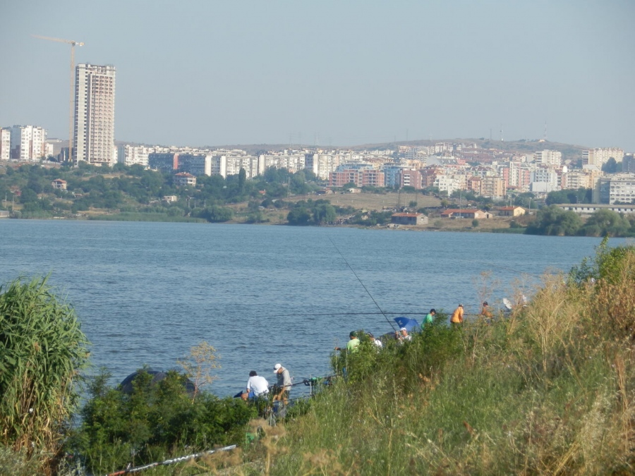 Зърнопроизводители виждат шанс за напояване от Мандра 