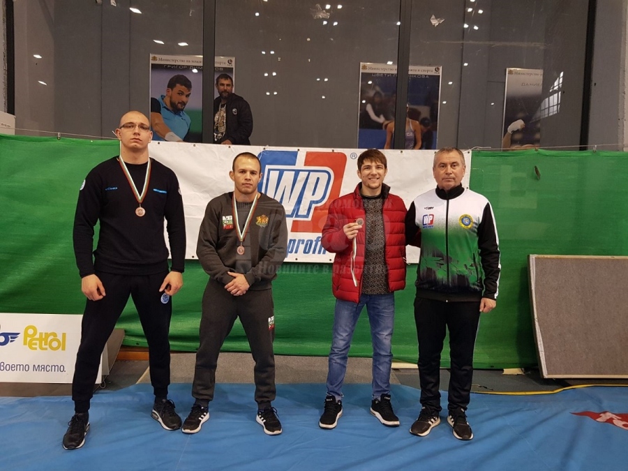 Нова година - нови медали за борците на Руен
