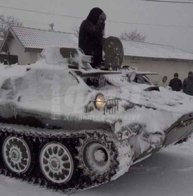 Руенският МТ-ЛБ помогна на бедстващо семейство с болно дете