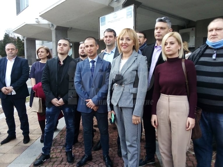 Мая Манолова: Логично е Живко Табаков да води листата  на Изправи се. БГ в Бургас 