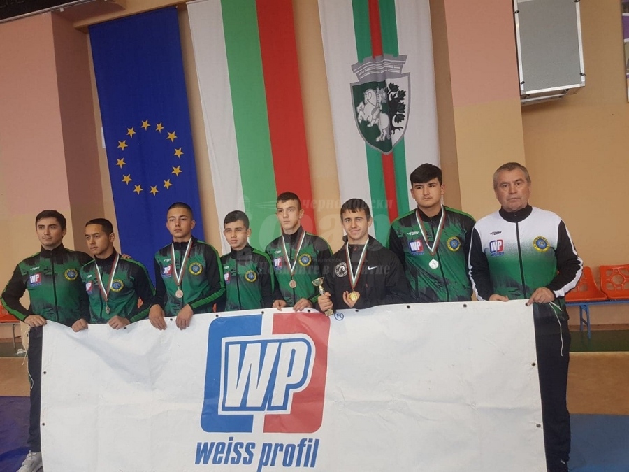 Борците на „Руен“ обраха медалите в Сливен