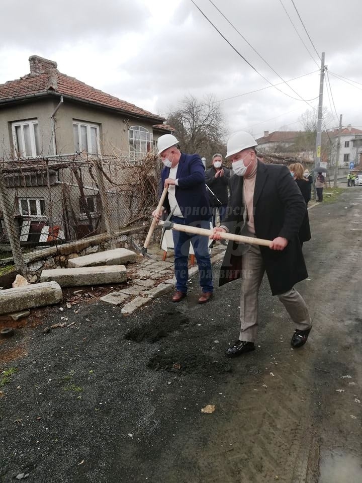 Седем улици в Малко Търново ще бъдат ремонтирани, средствата са осигурени
