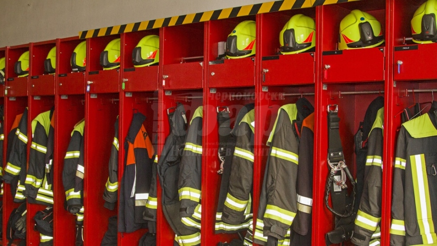 Близо 180 нарушения установили пожарникарите при проверки в църкви и манастири
