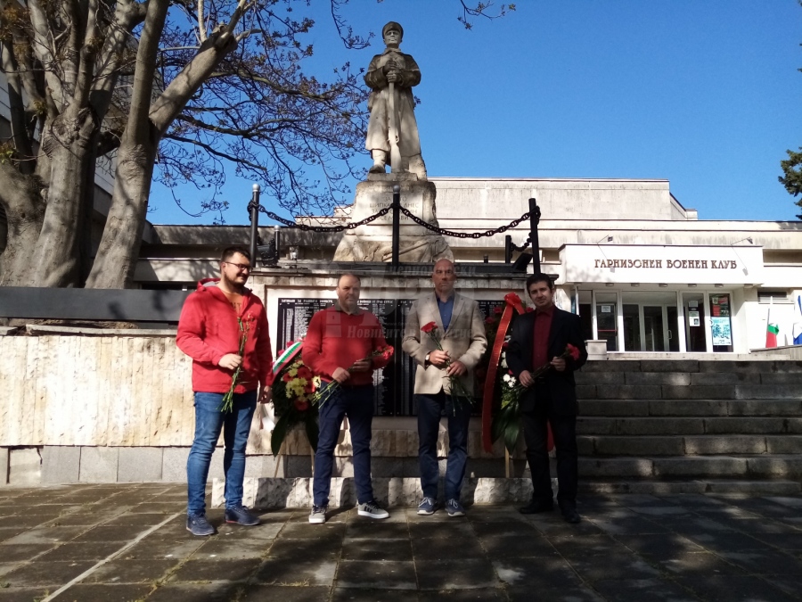 Бургаски социалисти се преклониха пред героизма на 24-ти пехотен Черноморски полк