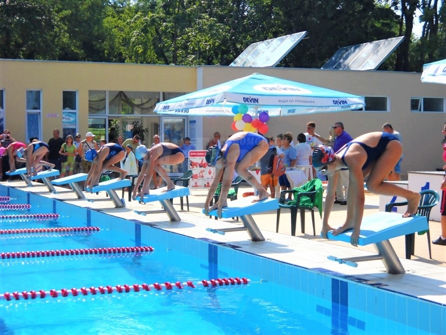 Продължават безплатните начални обучение по спорт за бургаските деца