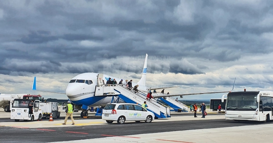 Туристи от Катовице кацнаха на бургаското летище