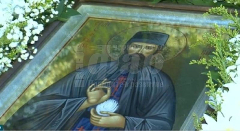 Чудотворните мощи на св. Ефрем Нови идват в  Бургас 