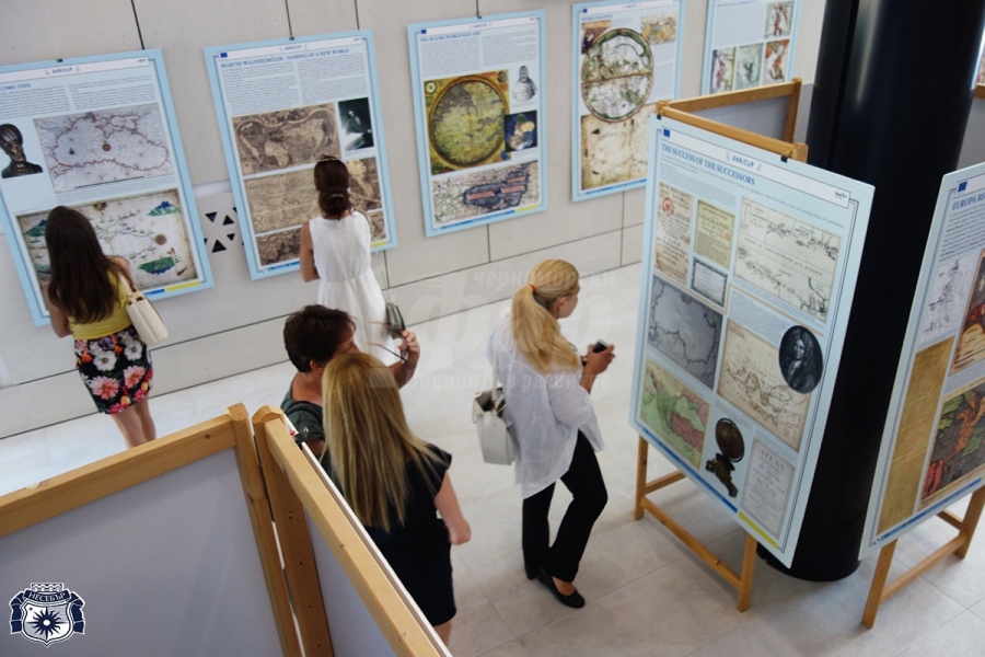  Картографска изложба показват в Артиум център в Несебър