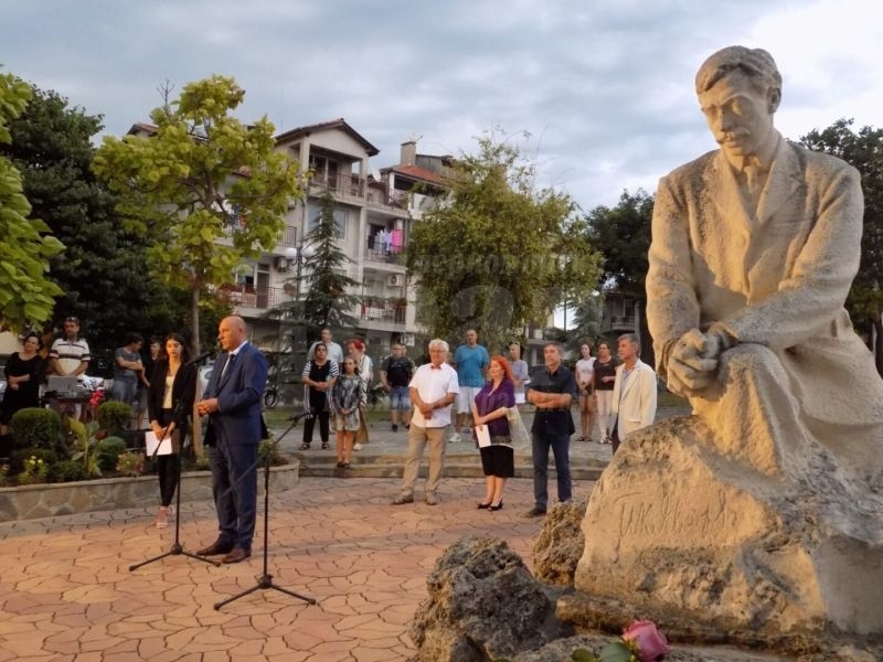  Откриха Яворовите дни в Поморие