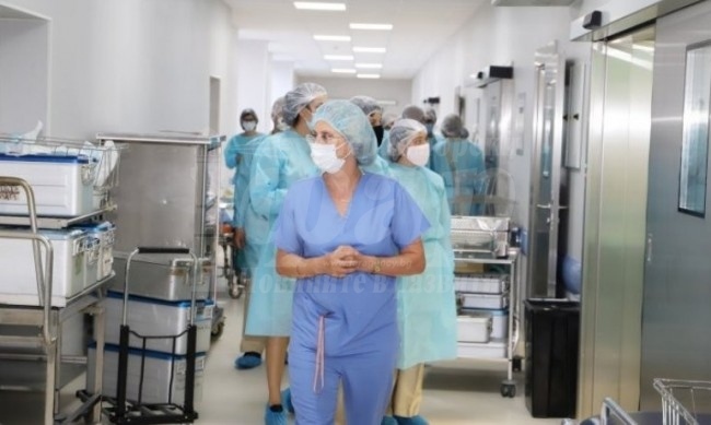35 000 медицински сестри не достигат в България  
