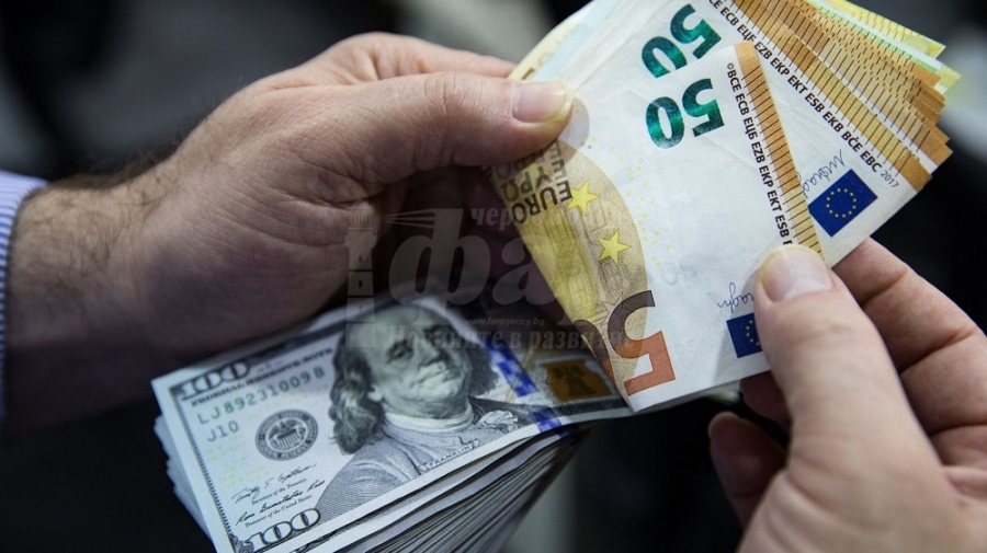 Българите от чужбина спряха да пращат пари