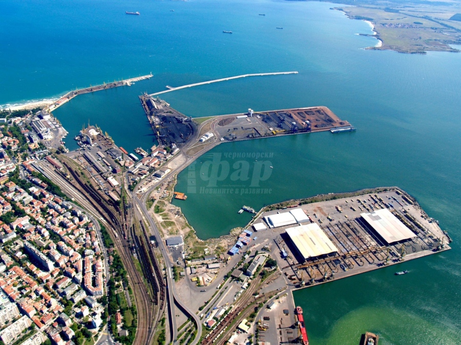 Пристанището и летището подписват споразумение