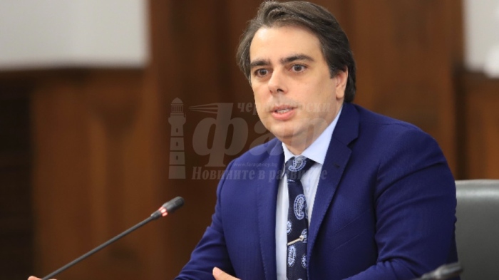 Асен Василев очаква през следващата седмица да има правителство