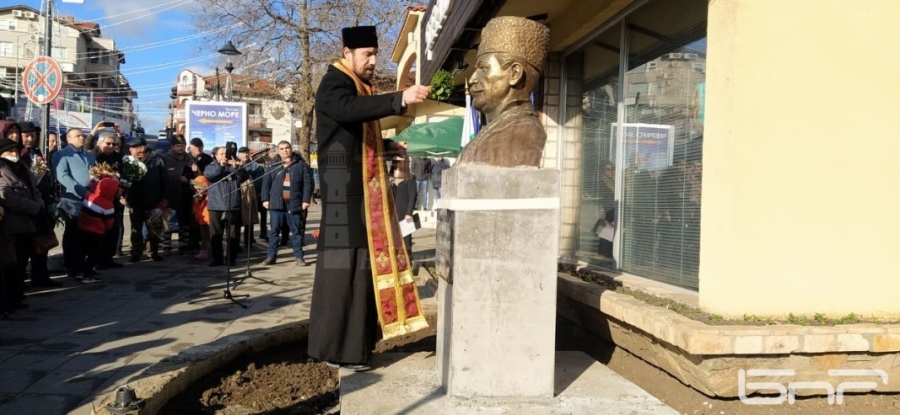 Откриха паметник на капитан Петко войвода в Созопол /СНИМКИ/
