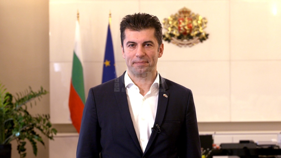 Премиерът Петков: Задължителна ваксинация няма да има