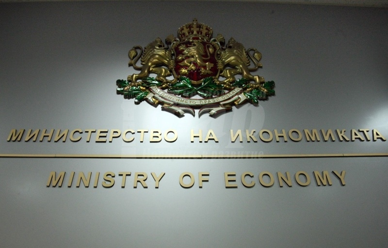 Министерство на икономиката: Бизнесът е поискал въвеждането на форсмажор още на 8 март