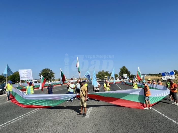Работещи в „Автомагистрали – Черно море“ АД с протестни действия отново