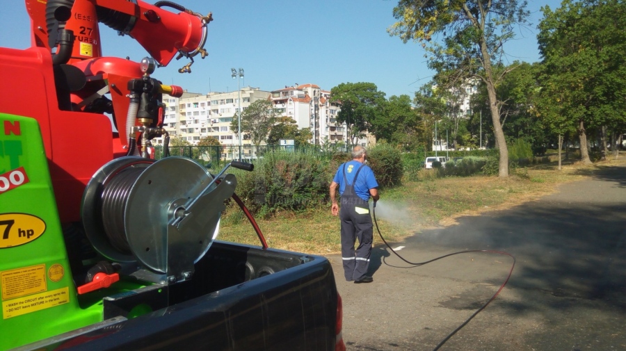 „Съвестни граждани” нападат екипите на дезстанцията по време на обработка срещу комари