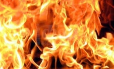 Пожар в склад за боеприпаси край Карнобат, имало е взривове
