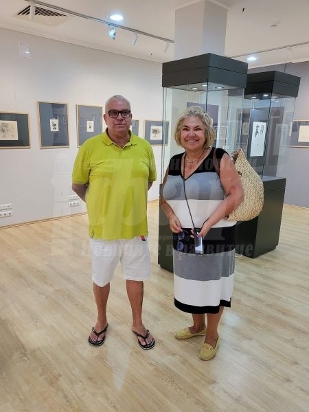  Владо Пенев и Марта Вачкова разгледаха изложбата на Пикасо