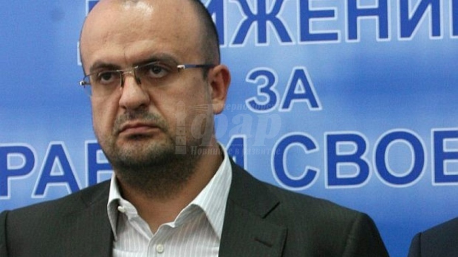 Почина Камен Костадинов