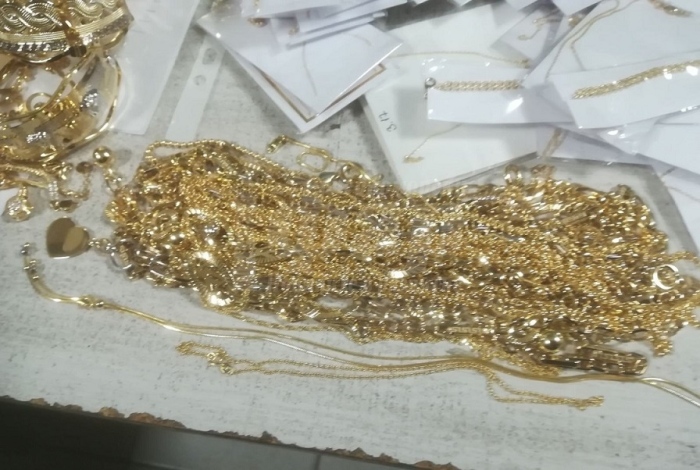 Златни накити контрабанда задържаха  на Малко Търново
