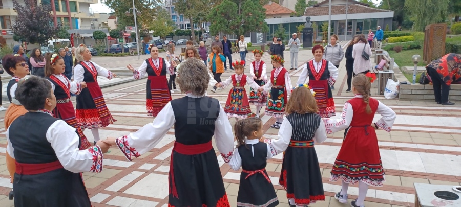 В Приморско отбелязаха светлата дата