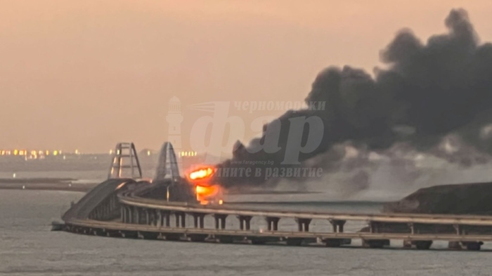  Взрив срути частично Кримския мост, има жертви