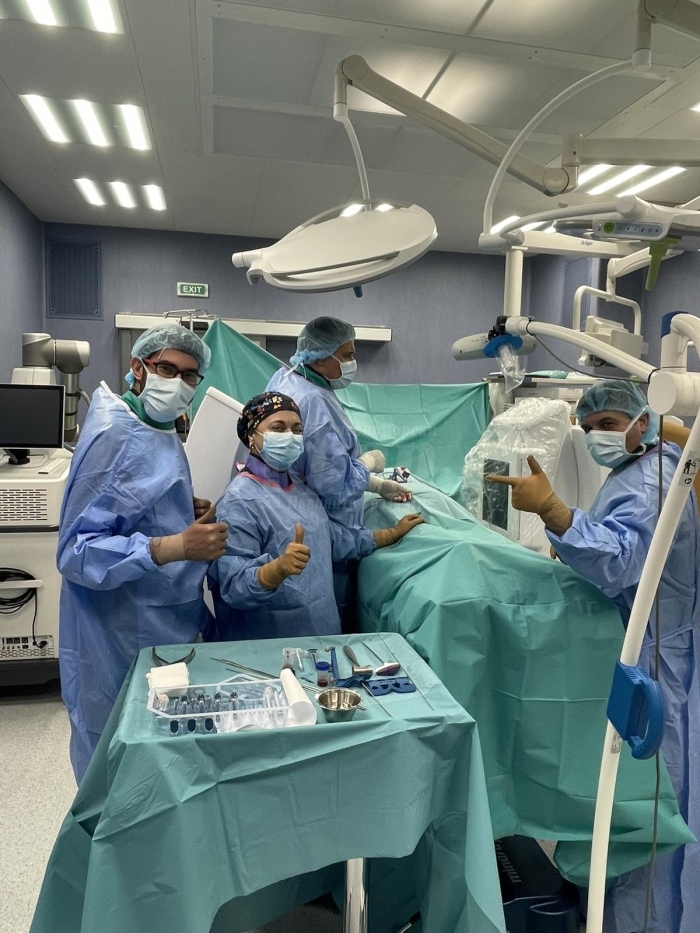 Уникална техника при операция на гръбначен стълб в „Сърце и Мозък“ Бургас 