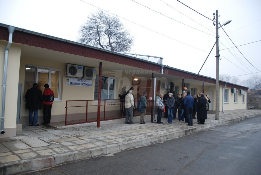  Центърът за настаняване на бездомници вече е на половина пълен