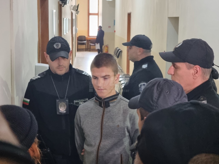Ето и мотивите на съда за задържането под стража на Чонтов