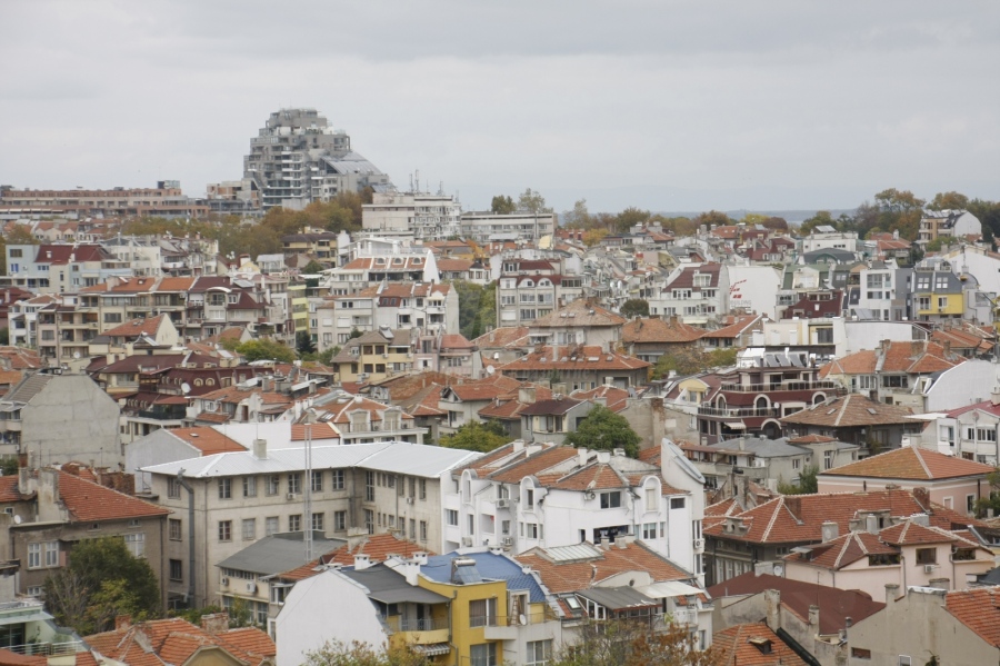 Брокери: Цените на имотите не отговарят на стандарта на живот в Бургас