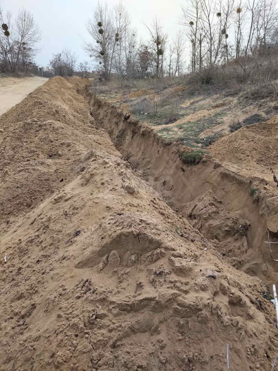 Неизвестни унищожиха несебърски дюни