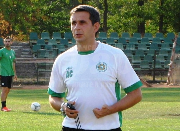 Бивш голмайстор на „Нефтохимик“:  Жалко е състоянието на бургаския футбол
