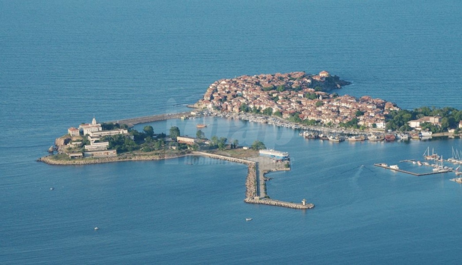 Делегация на ЮНЕСКО  ще посети Созопол заради  остров „Св.св. Кирик и Юлита“