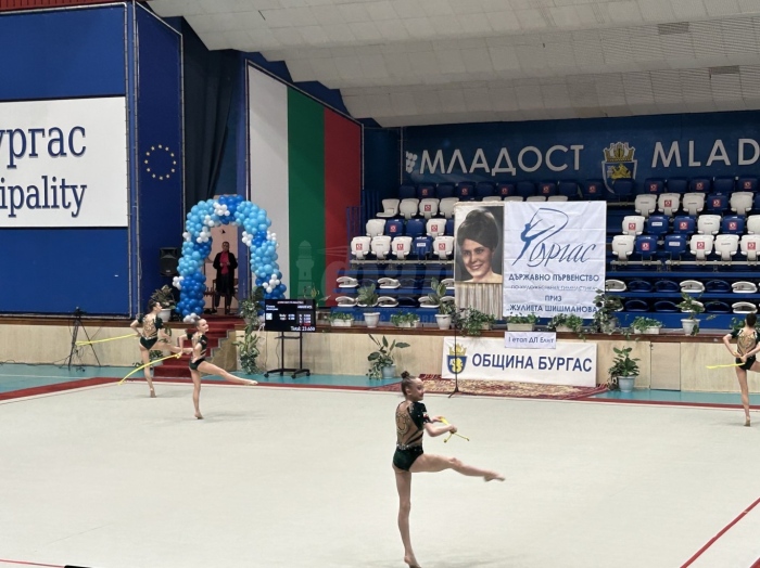 Грации от 25 отбора спорят в Бургас за приз “Жулиета Шишманова”