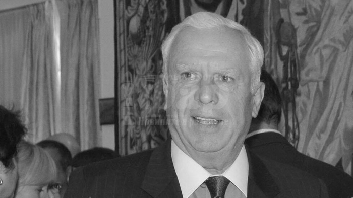 Почина Христо Куртев, който помогна на Симеон II да се върне в България