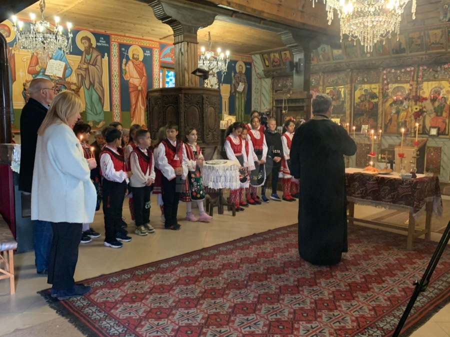 Почетоха паметта на убитите в Българово българи християни